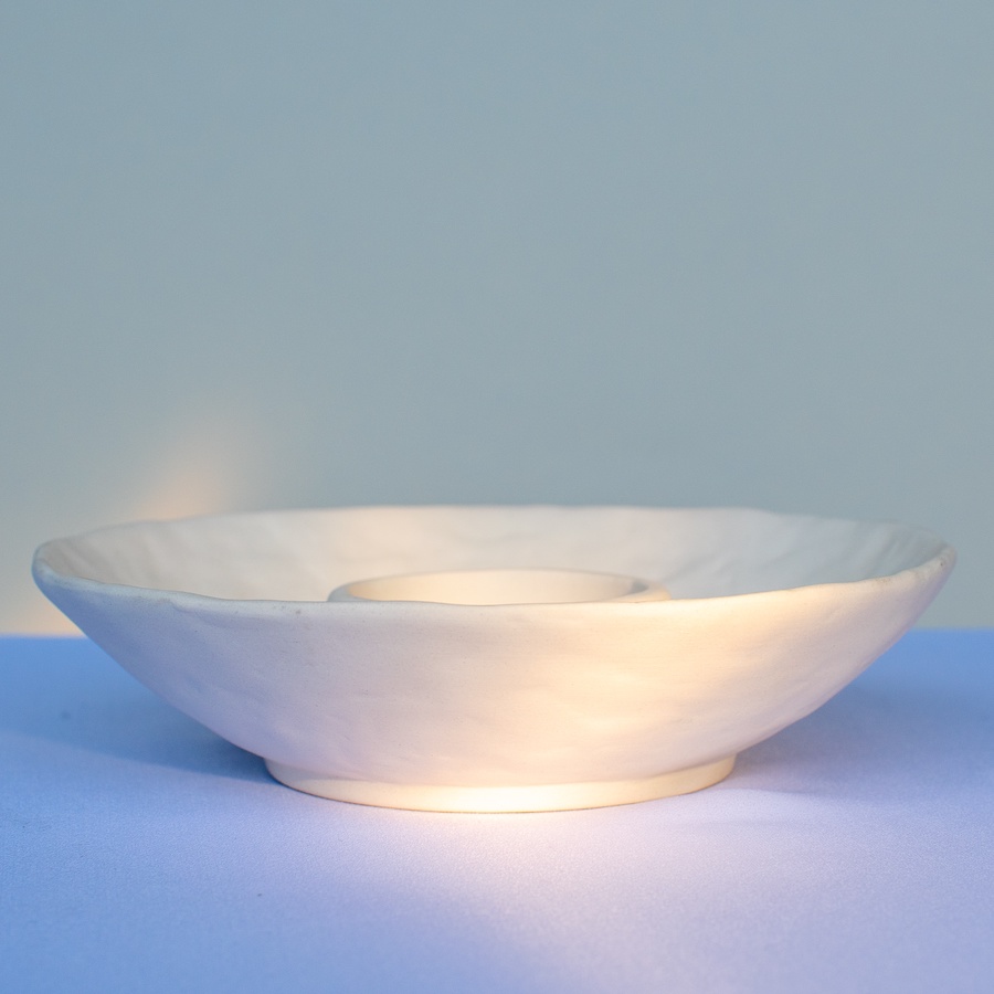 bialy swiecznik ceramiczny na tealight wypozyczalnia